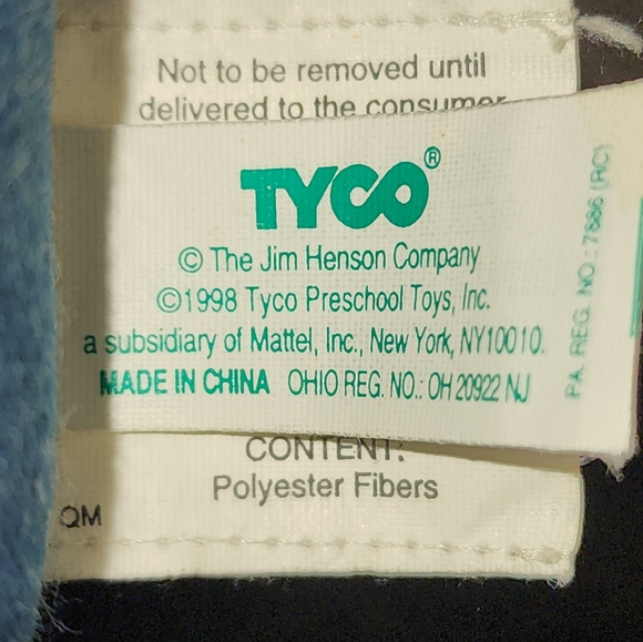 1998 Tyco Sesame Street Rock & Roll Ernie 13" Plush Doll playing Guitar sings - Picture 5 of 5